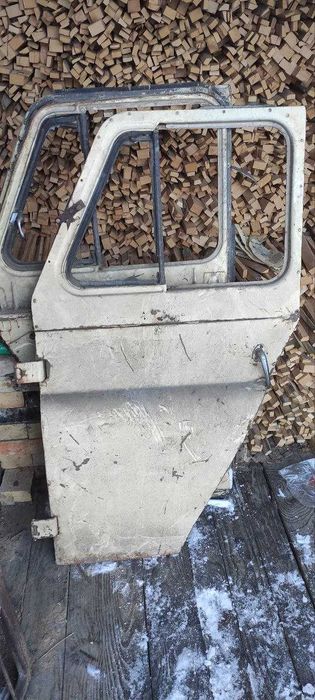 Двері для УАЗ. Стан на фото