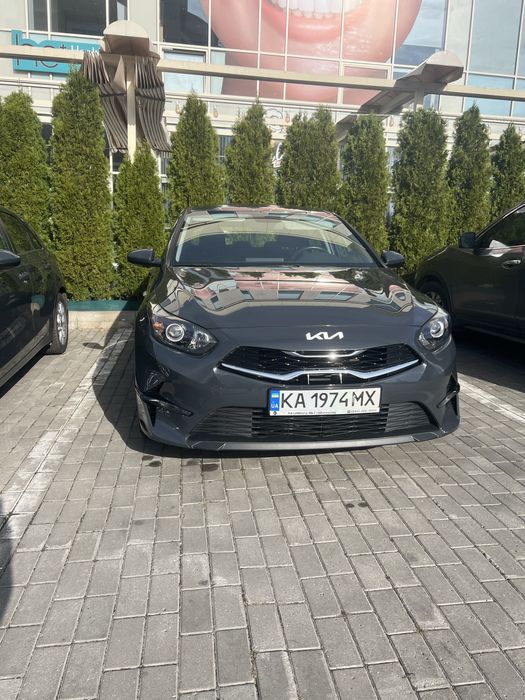 Прокат нових кіа сід за вигідними цінами