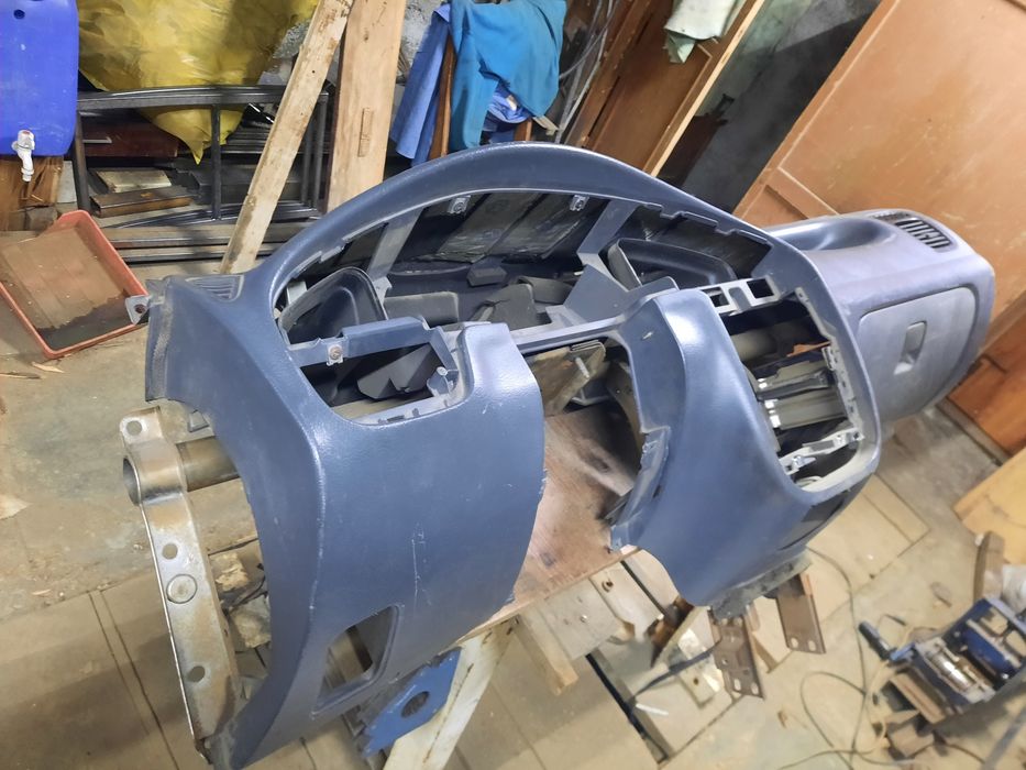 Пластик салона ланос