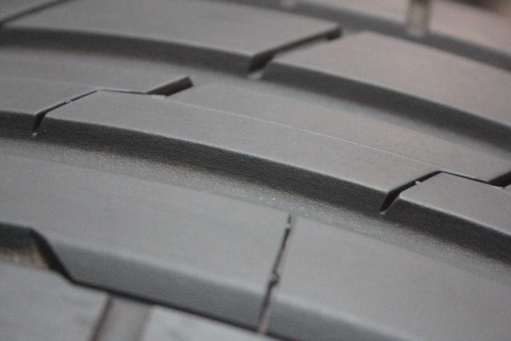 225/45/19 Hankook Ventus S1 evo3 225/45 R19 96Y XL 2023r