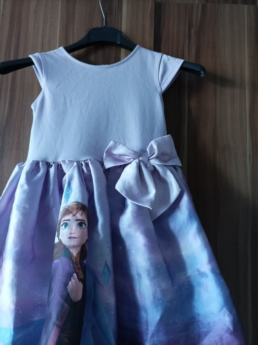 Sukienka Disney roz 110/116