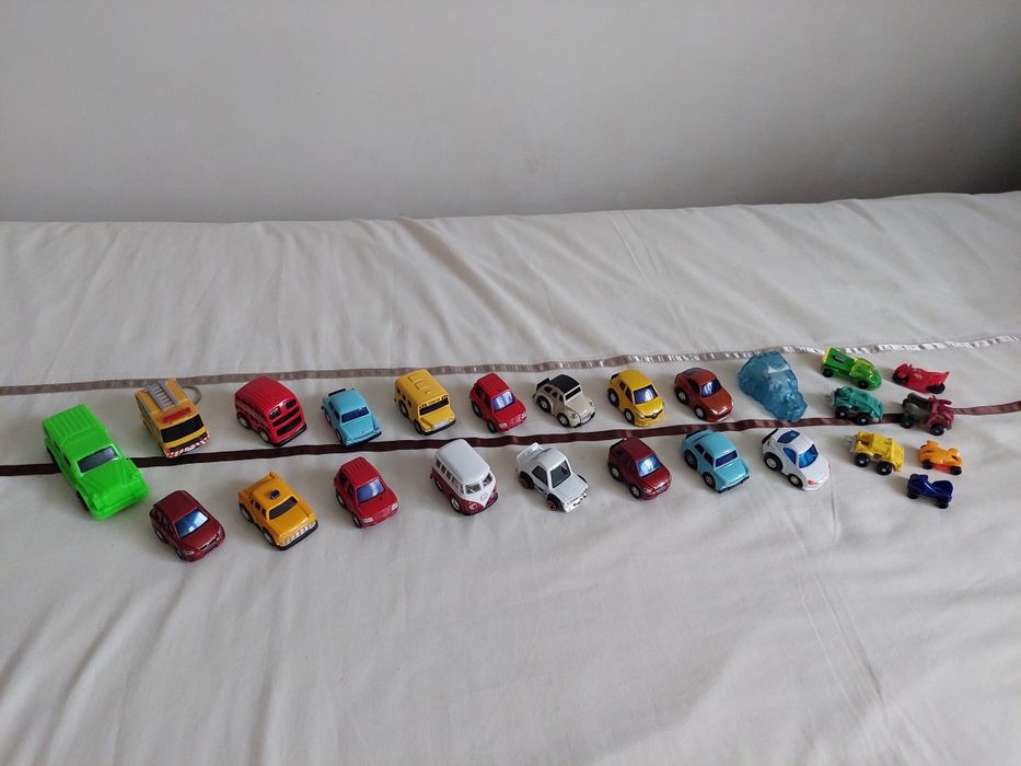 33szt. Autka Welly i inne