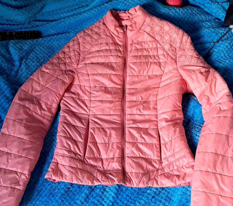 Kurtka łososiowa 42 lekka taliowana