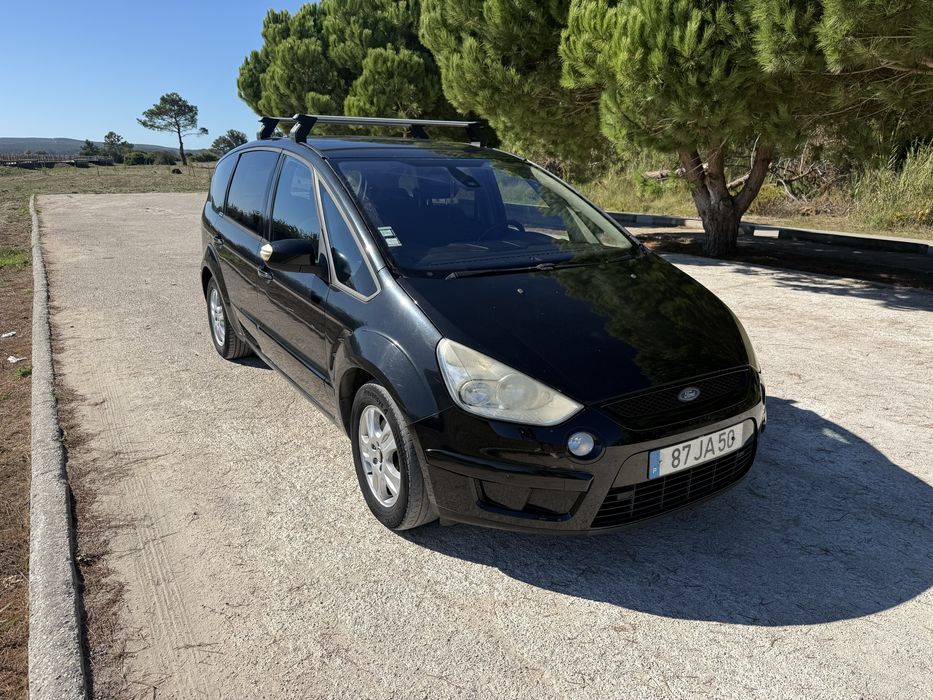 Ford s max.  Motor 2000cc