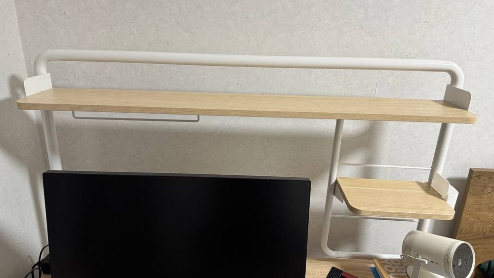 Настільна полиця / полочка на затискачах