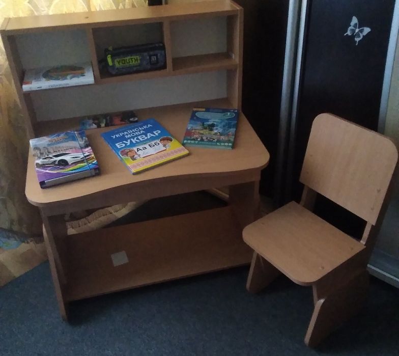 Шкільна парта дитяча парта Школьная парта детская парта