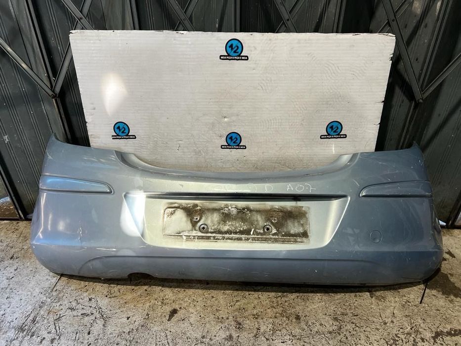 Para choques traseiro Opel Corsa D de 2007