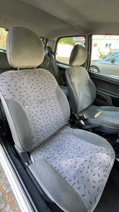 Citroen Saxo Cinzento
