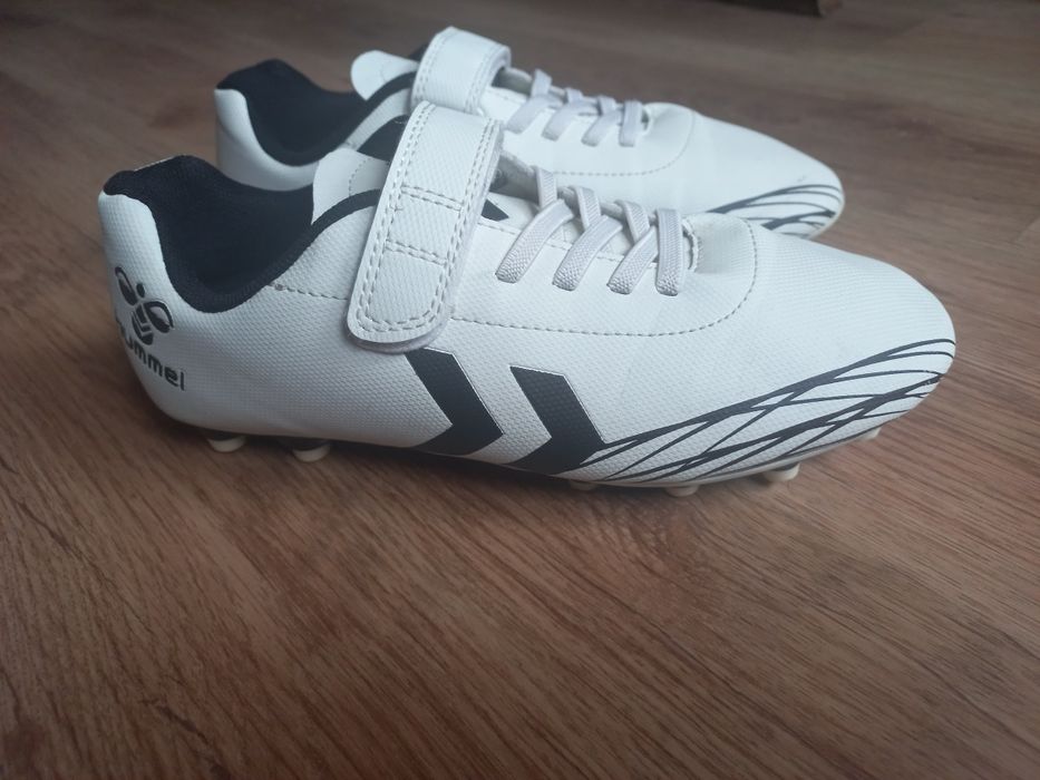 Piłka nożna 37 obuwie sportowe HUMMEL korki