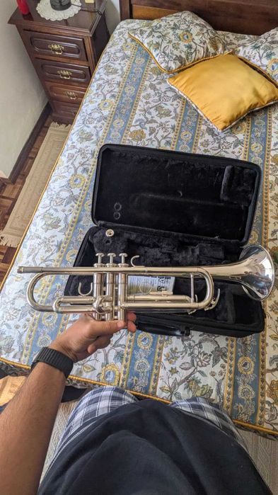 Trompete Yamaha YTR-3335S
