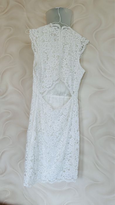 Весільна або вечірня сукня