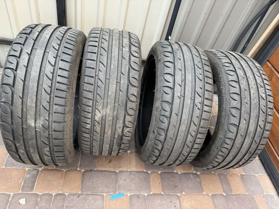 Гума літна 225/45 r17