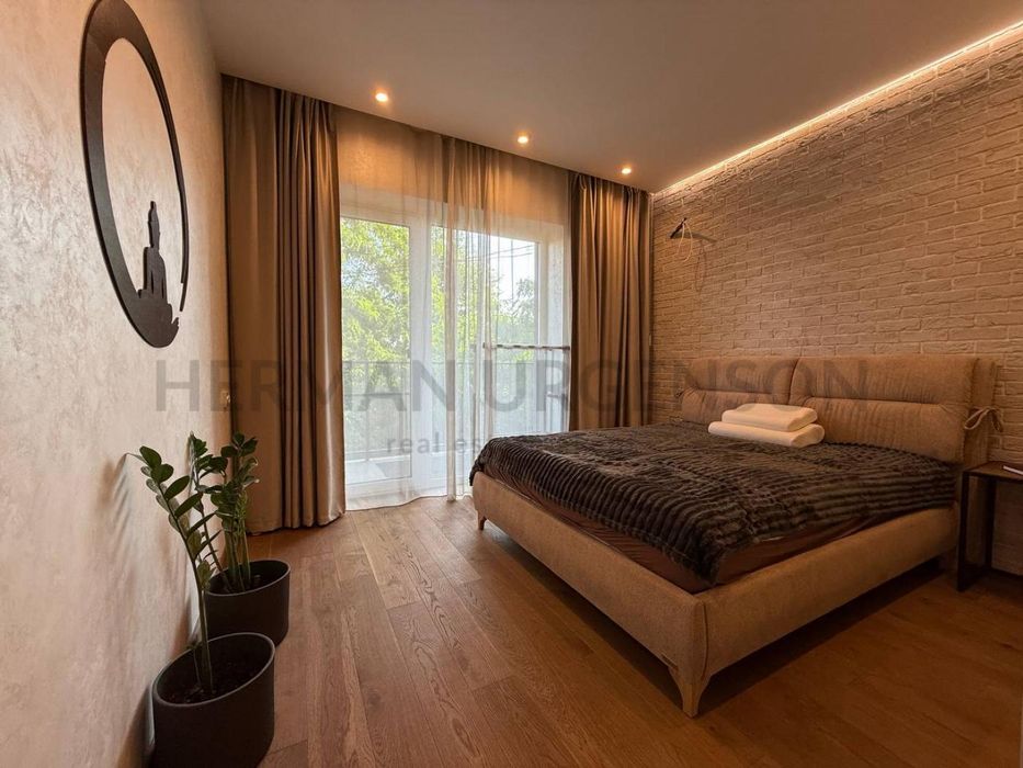 Продаж 2к квартири 64 м.кв / вул. Кошицька, Центр