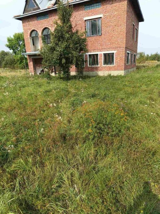 Не терміновий продаж / Будинок / 20 сот/ 10 км до міста