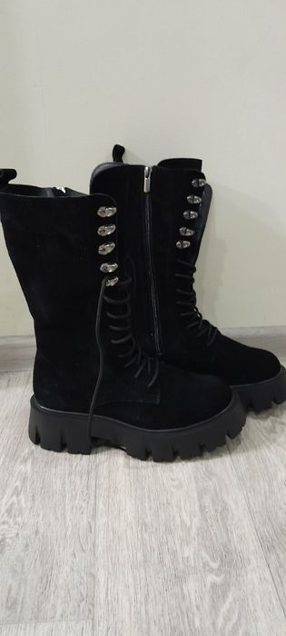 Ботинки замшеві та з екокожі, весняні розміри з 37-40