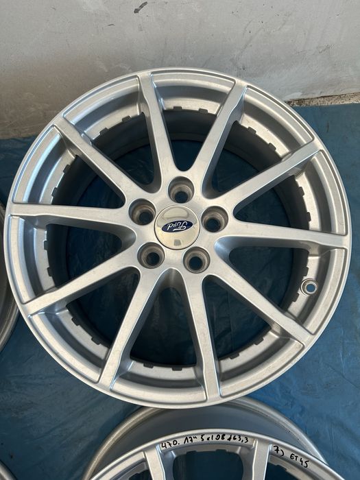 470 Felgi Aluminiowe FORD R 17 5x108 otwór 63,3 NOWE