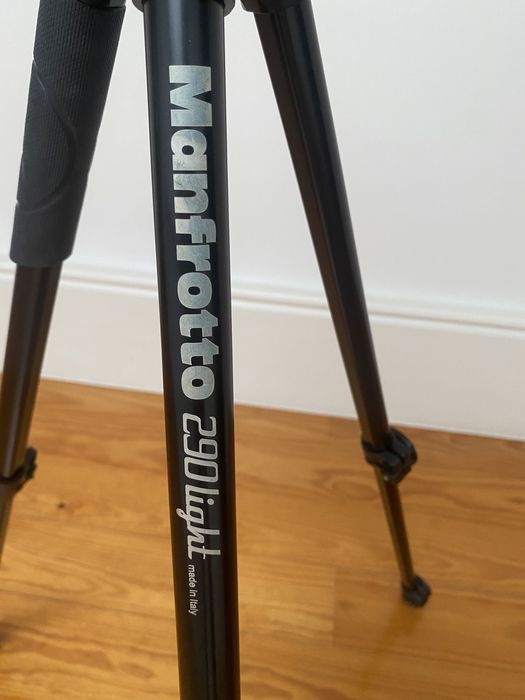 Tripé manfroto 290 light