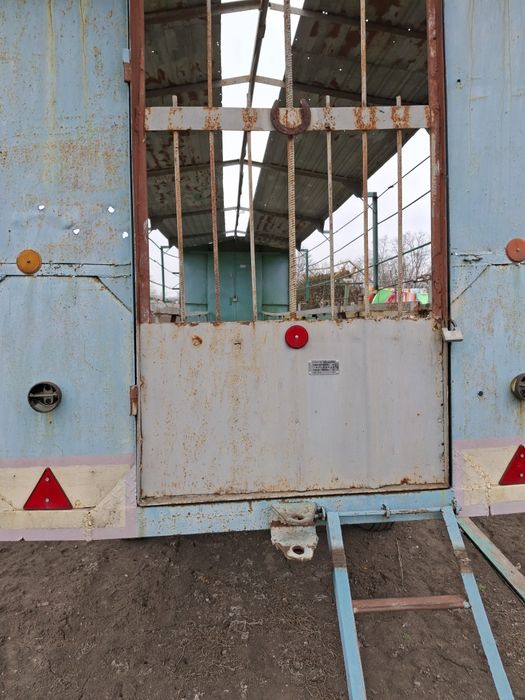 Причіп для перевезення бджіл