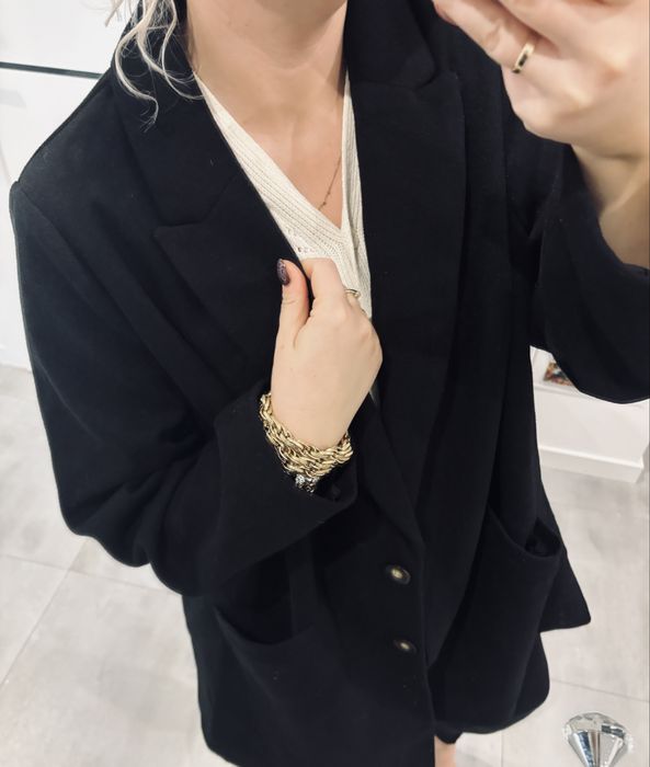 Piękny elegancki płaszczyk over size lekki