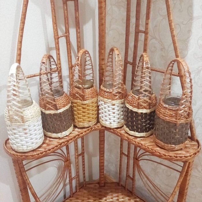Кошик. Плетені вироби. Качалки. Банки. Лотки.Меблі з лози