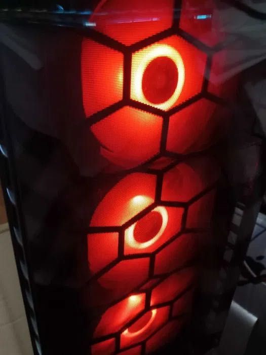 PC Gaming Intel i7-10700 . 16GB DDR4 , GTX Turbo 960 4GB , SSD NVMe 512 + 2TB , RGB