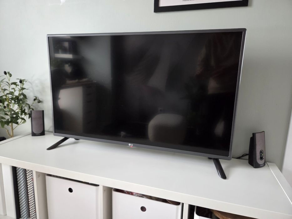 Telewizor LG 42LF5800, 42 cale, full HD.