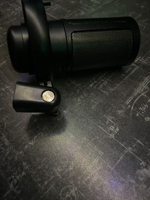 Мікрофон,BBEIIYY