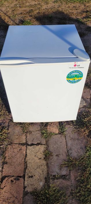 Mini,mała lodówka 230v,wysłka