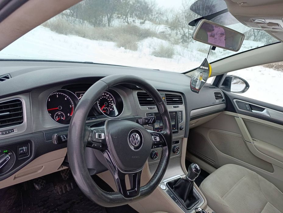 Продам volkswagen golf  2 дизель 2015 год