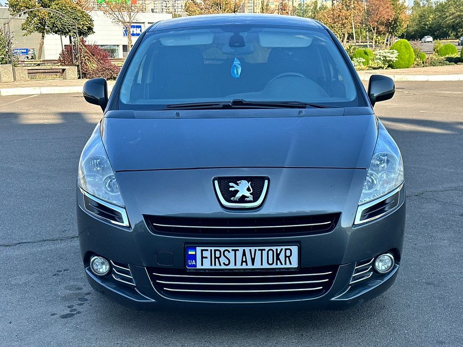 PEUGEOT 5008 з пробігом