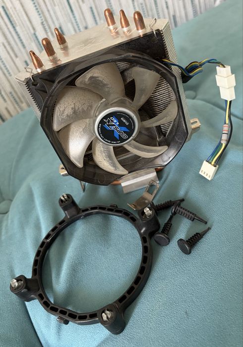 Кулер Zalman CNPS7X LED
