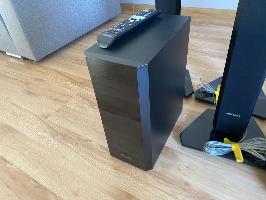 Sprzedam kompletny zesatw kina domowego samsung HT F-5550 blu ray
