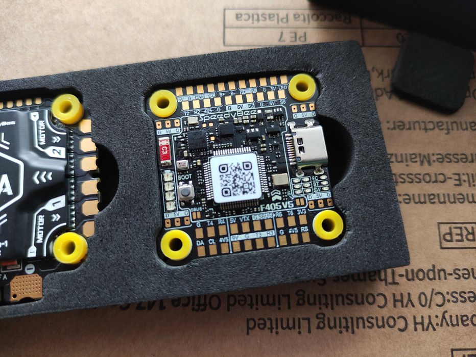 Kontroler lotu SpeedyBee F405 V5 F4 30.5x30.5mm nowy Pełny zestaw