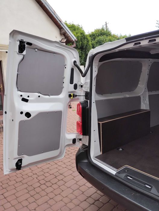 Zabudowa, podłoga, ściana F.Scudo, P.Expert, C.Jumpy, T.Proace L2