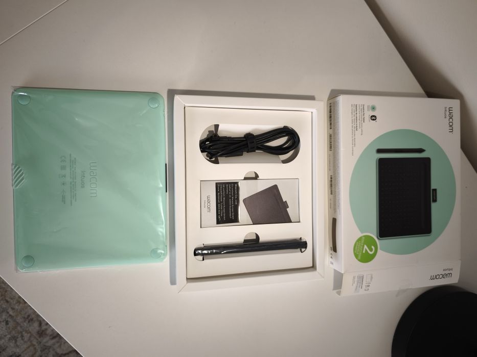 Wacom Intuous S Bluetooth (CTL-4100WLE-S) Verde Pistacho - Nova