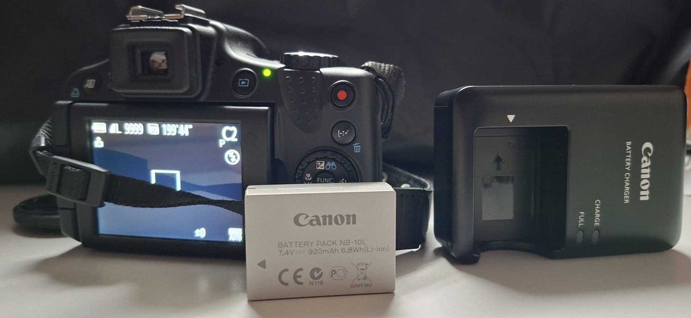 Máquina fotográfica CANON SX50 HS
