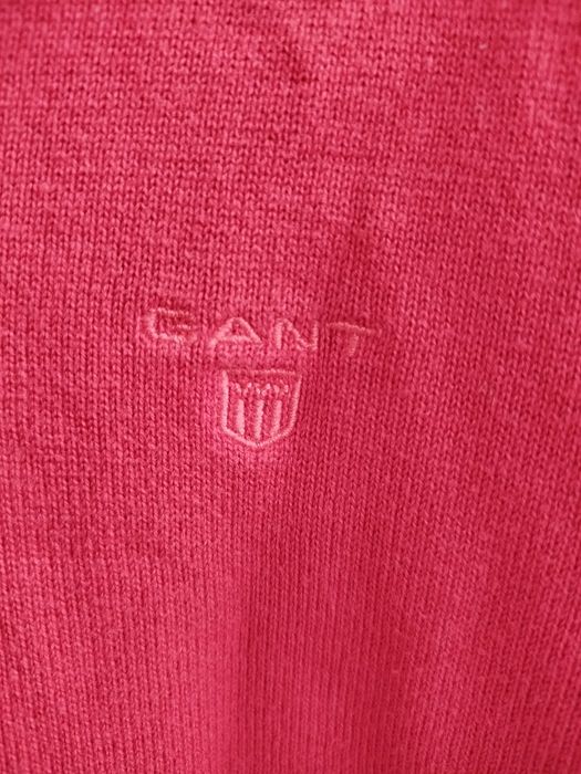 Sweter w serek bawełniany GANT M