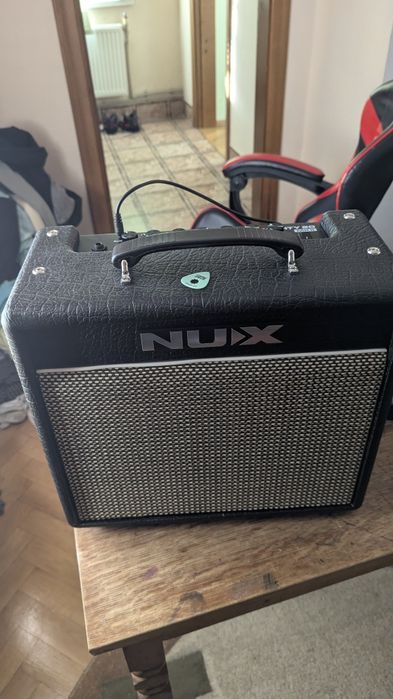 електрогітара + Комбік Washburn X200 PRO EBK + NUX 20bt-mk2