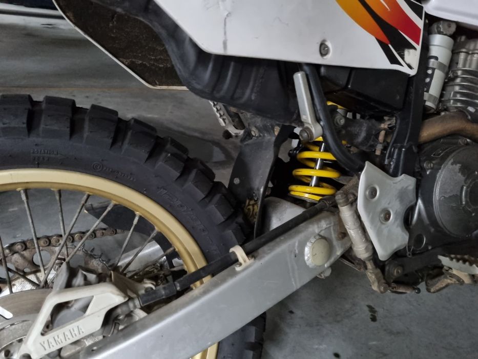 Yamaha TTR 250 (4 tempos)