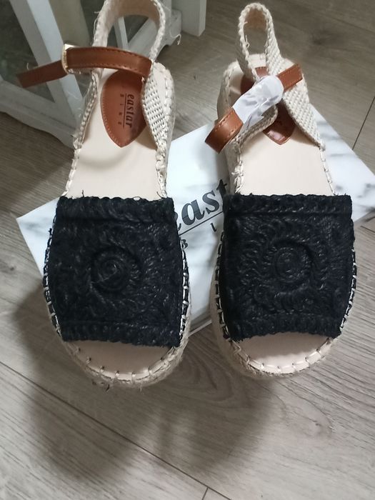 Sandały espadryle beżowo- czarne r. 37