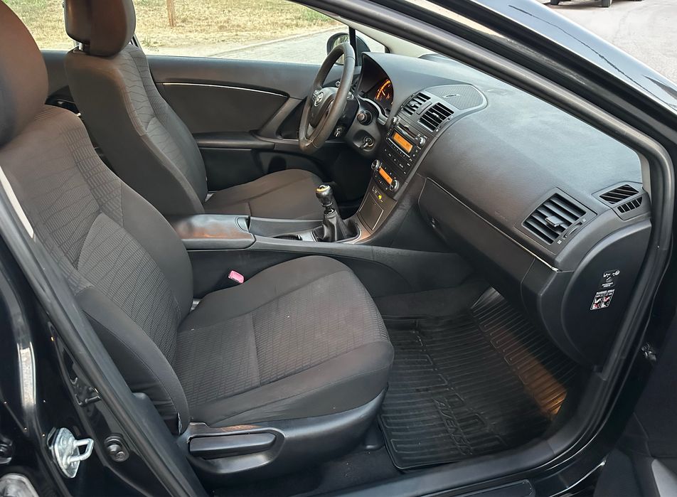 Toyota Avensis SD 2.0 D-4D - 2010/03