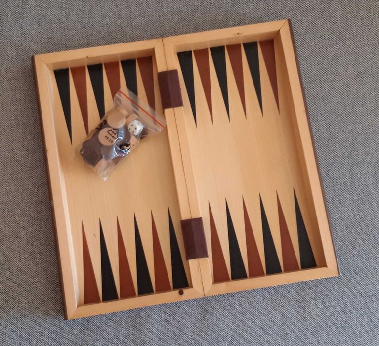 Jogo 2 em 1 Backgammon e trilha
