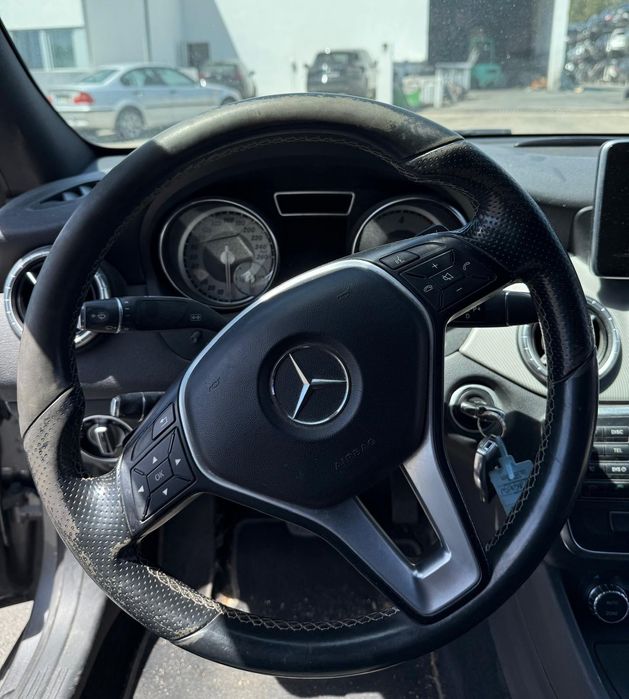 Volante de Direção - MERCEDES-BENZ CLA Coupé