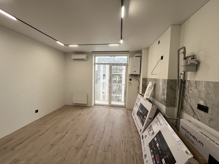 Продаж 2 кім у Б4