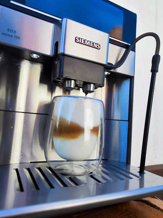 Кавомашина кофемашина Siemens EQ.6 S 700