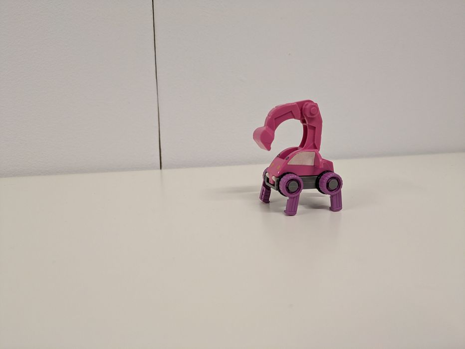 Transformers Ovo Kinder – Escavadora que se transforma em Mamute