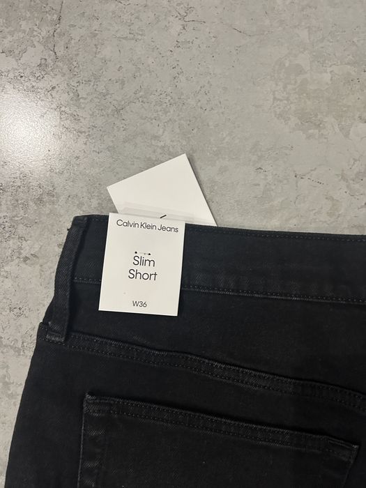 Чоловічі шорти Calvin Klein,36