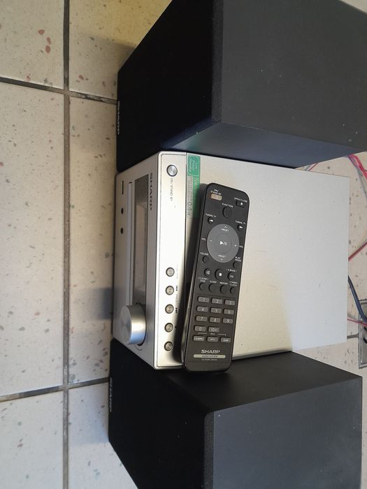 Radio wieza sharp