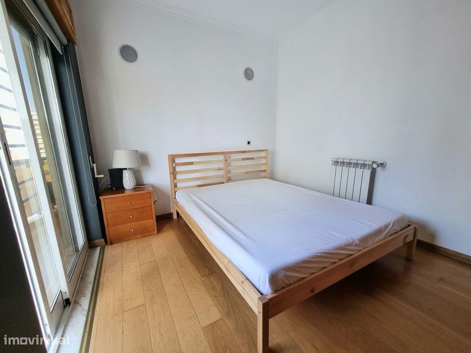 Excelente Apartamento T2 Para Arrendar Em São Domingos De Benfica