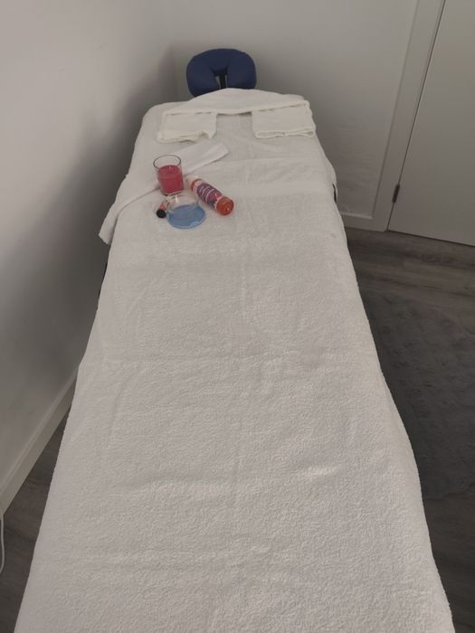 Massagem relaxante, Epilação a cera.  .
